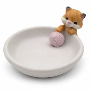 Designers Collection Cuddly Kittens Porcelain Trinket Dish Cat Yarn 1981 WWA Inc